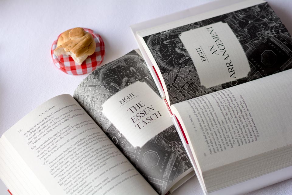 Book Review : A Gathering of Shadows by V. E. Schwab